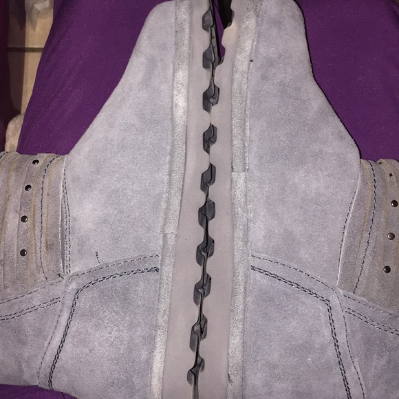 Beautiful grey Bearpaws - Picture 5 of 8